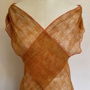 A unique mesh tunic by Sunde